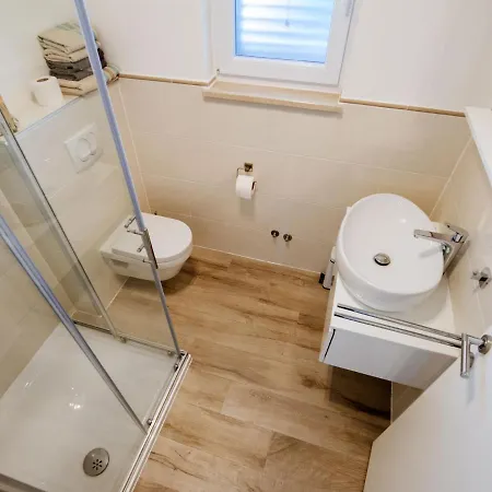 Poolincluded Villa Lozice * Вир
