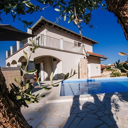 Poolincluded Villa Lozice Villa Vir